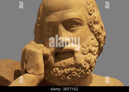 Kopf der Statue des Sehers, östlicher Giebel des Zeus-Tempels, Vorbereitungen für das Wagenrennen zwischen Pelops und Oinomaos, Steinfigur von A Stockfoto