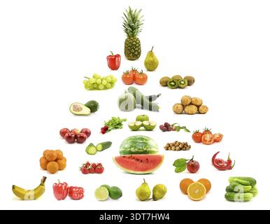 Ernährung und Ernährung. Pyramide aus Obst und Gemüse Stockfoto