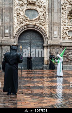 Fotografía Semana Santa Zaragoza 2025. Pregón Stockfoto