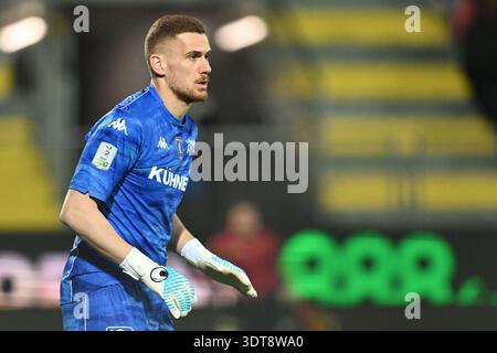 Andrea Fulignati von Empoli F.C. spielt am 26. Tag der Serie B Meisterschaft zwischen Frosinone Calcio und Empoli F.C. im Benito Stirpe Stadium am 20. Februar 2026 in Frosinone, Italien. Credit: Domenico Cippitelli/Alamy Live News Credit: Domenico Cippitelli/Alamy Live News Stockfoto