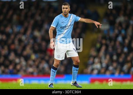Manchester, Großbritannien. Februar 2026. Rodri von Manchester City reagierte am 21. Februar 2026 während des Spiels Manchester City gegen Newcastle United Premier League im Etihad Stadium, Manchester, England Credit: Lee Keuneke/Every Second Media Credit: Every Second Media/Alamy Live News Stockfoto