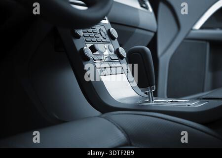 Moderne Leder-Interieur des neuen Autos Stockfoto