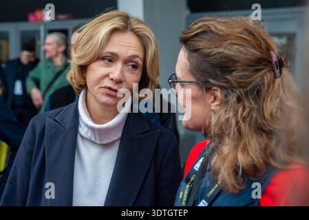 Paris, Frankreich. Februar 2026. Valerie Pecresse, Präsidentin des Regionalrates Ile-de-France, Besuch der Internationalen Landwirtschaftsmesse SIA 2026 in Paris, Frankreich am 22. Januar 2026. Foto: Denis Prezat/ABACAPRESS.COM Credit: Abaca Press/Alamy Live News Stockfoto