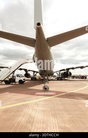 Royal Air Force Voyager KC3 ZZ334 Vespina. Ist ein Luft-Luft-Tankfahrzeug Airbus A330-243MRTT und ein strategisches Transportflugzeug Stockfoto