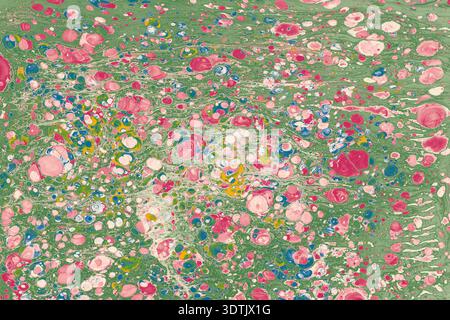 Farbenfrohe abstrakte ebru-Marmorierung mit fließenden flüssigen Mustern, perfekt für modernes Design, Drucke, Tapeten und kreative Hintergründe. Stockfoto