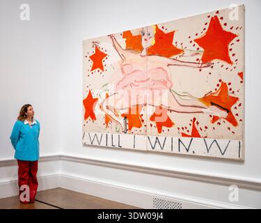 London, Großbritannien. 24. Februar 2026. Ein Mitarbeiter mit „Pink Skater (will I Win, will 1 Win)“, 2015, bei einer Vorschau von „Rose Wylie: The Picture Comes First“, der größten Übersicht über das Werk von Rose Wylie, RA, an der Royal Academy of Arts. Die Ausstellung präsentiert über 90 ihrer Werke vom 28. Februar bis 19. April 2026. Quelle: Stephen Chung / Alamy Live News Stockfoto