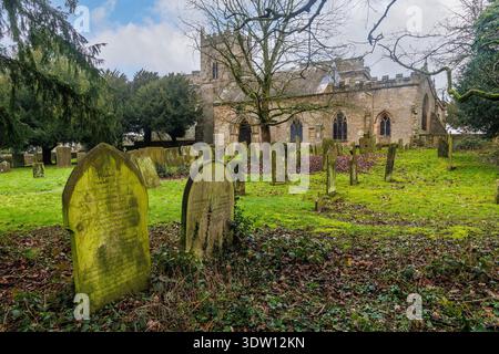 St. Mary's Church in Sutton Scarsdale Hall, Herrenhaus Ruin, Derbyshire, England, Großbritannien Stockfoto