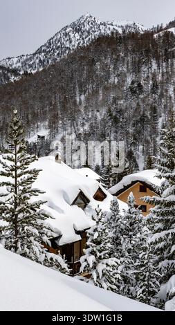 Schneebedeckte Landschaft Claviere Piemont Italien Stockfoto