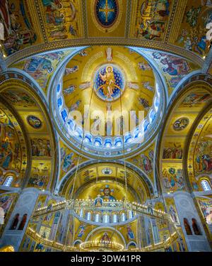 15. Juni 2024, Belgrad, Serbien: Innere des Tempels der Heiligen Sava - der Hauptkirche der serbisch-orthodoxen Kirche. Stockfoto