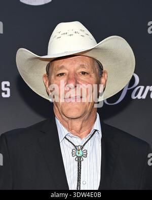 Los Angeles, USA. Februar 2026. Chris Mulkey kam am 24. Februar 2026 zur Premiere von CBS’s „Marshals“ im Autry Museum of the American West in Los Angeles, CA. © Lisa OConnor/ Credit: AFF/Alamy Live News Stockfoto