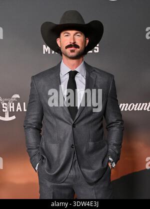 Los Angeles, USA. Februar 2026. Riley Green kam zur Premiere von CBS’s „Marshals“, die am 24. Februar 2026 im Autry Museum of the American West in Los Angeles stattfand. © Lisa OConnor/ Credit: AFF/Alamy Live News Stockfoto