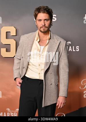 Los Angeles, USA. Februar 2026. Luke Grimes kam am 24. Februar 2026 zur Premiere von CBS’s „Marshals“ im Autry Museum of the American West in Los Angeles, CA. © LISA OConnor/ Credit: AFF/Alamy Live News Stockfoto