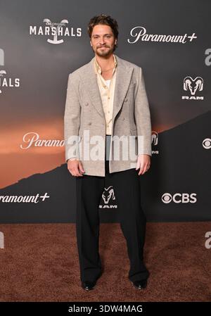 Los Angeles, USA. Februar 2026. Luke Grimes kam am 24. Februar 2026 zur Premiere von CBS’s „Marshals“ im Autry Museum of the American West in Los Angeles, CA. © LISA OConnor/ Credit: AFF/Alamy Live News Stockfoto