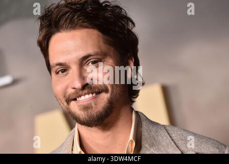 Los Angeles, USA. Februar 2026. Luke Grimes kam am 24. Februar 2026 zur Premiere von CBS’s „Marshals“ im Autry Museum of the American West in Los Angeles, CA. © LISA OConnor/ Credit: AFF/Alamy Live News Stockfoto
