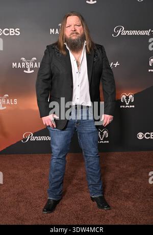 Los Angeles, USA. Februar 2026. Channing Wilson kam am 24. Februar 2026 zur Premiere von CBS’s „Marshals“ im Autry Museum of the American West in Los Angeles, CA. © LISA OConnor/ Credit: AFF/Alamy Live News Stockfoto