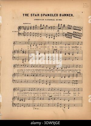 Notenblatt im Inneren mit dem Titel „The Star Spangled Banner – American National Hymn“ mit Notenschrift für Klavier und Stimme mit vollem Text, der mit „O Say Can You See by the Dawn’s Early Light“ beginnt. Amerikanischer Stich aus der Mitte des 19. Jahrhunderts nach der Melodie von John Stafford Smith mit Texten von Francis Scott Key, gedruckt in traditioneller Notation mit Aufführungszeichen „Maestoso“. Stockfoto