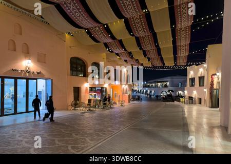 Doha, Katar - 05. Februar 2026: Umbau des alten Hafens in Doha in den Stadtteil Mina Box Park Qatar Stockfoto