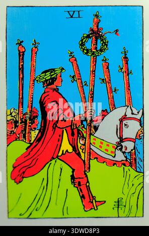 Sechs von Wands Tarot-Karte - Studio eingerichtet. Stockfoto