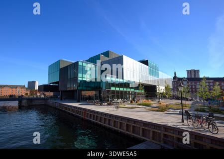Dänemark, Kopenhagen, das BLOX-Gebäude, Architektur und Design auf Christian Brygge. Außerdem befindet sich das dänische Architekturzentrum. Stockfoto