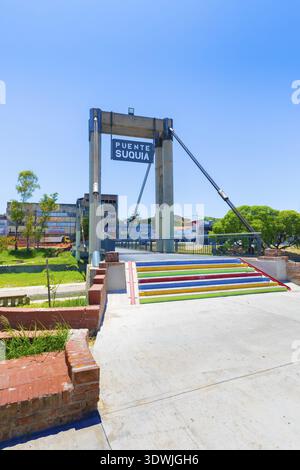 Cordoba Argentinien Januar 31 die Fußgängerbrücke von Sequi ist ein schöner Ort für Aktivitäten im Freien. Dreh am 31. Januar 2020 in Cordoba, Argentinien Stockfoto
