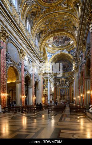 Rom. Italien. Das Innere der Kirche Santa Maria in Vallicella alias Chiesa Nuova. Stockfoto