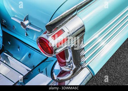 Der alte, schöne Luxusauto. oldtimer. Stockfoto