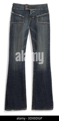 Jeans auf weißem Hintergrund Stockfoto