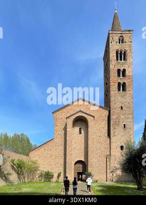 Fassade der Basilika di San Giovanni Evangelista, Ravenna. Italien Stockfoto