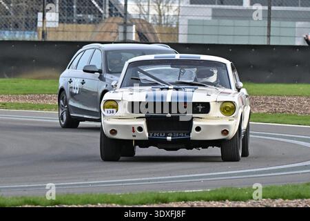 Roddie Feilden, Ford Shelby Mustang American GT3, 2026, war der 70. Lauf der Pomeroy Trophy, sie startete 1952, und sie enthält Autos aus allen Epochen Stockfoto