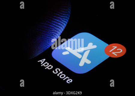 Symbolfoto. Die App von Apple App Store wird auf einem Smartphone angezeigt. Berlin, 03.03.2026. Berlin Deutschland *** Symbolfoto die Apple App Sto Stockfoto