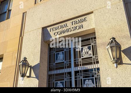 Hauptquartier der Federal Trade Commission (FTC) in Washington, DC, Vordereingang und Schild Stockfoto