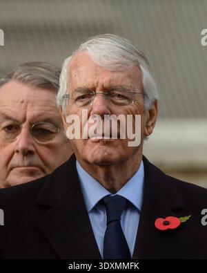 London, UK 9. November 2025. Gedenksonntag Cenotaph. Im Bild: Ehemaliger Premierminister Sir John Major Credit: MartinJPalmer/Alamy Live News. Stockfoto