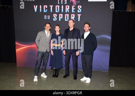 Direktor der A.S.O. (Amaury Sport Organisation) Yann le Moenner, Marion Rousse, Direktor der Tour de France Christian Prudhomme und Mark Cavendish, Teilnahme an der Preisverleihung Victoires du Sport 2026. 26. Februar 2026 Nizza (Frankreich), Palais Nikaia Foto Thierry Carpico Credit:Thierry Carpico/Photo12 Stockfoto