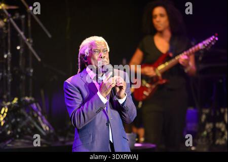 Fort Lauderdale, USA. März 2026. Billy Ocean tritt am 3. März 2026 in Fort Lauderdale, Florida auf. Quelle: SIPA USA/Alamy Live News Stockfoto