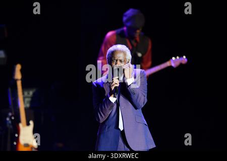 Fort Lauderdale, USA. März 2026. Billy Ocean tritt am 3. März 2026 in Fort Lauderdale, Florida auf. Quelle: SIPA USA/Alamy Live News Stockfoto