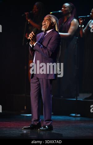 Fort Lauderdale, USA. März 2026. FORT LAUDERDALE, FL - 3. MÄRZ: Billy Ocean tritt während seiner Coast to Coast Tour am 3. März 2026 in Fort Lauderdale, Florida auf. Credit: Mpi04/MediaPunch/StringersHub/SIPA USA Credit: SIPA USA/Alamy Live News Stockfoto