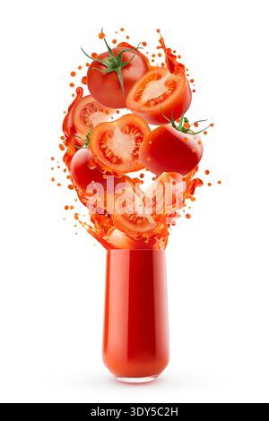 Knallroter frischer Tomatensaft im Glas mit fliegenden Hälften Tomaten, dynamischen Spritzern, Wirbeln, Tropfen, isoliert. Vitamin-Tomaten-Smoothie für gesunde Fitness Stockfoto