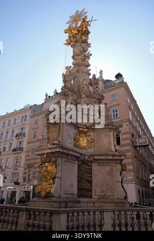 Die Pestsäule – die Wiener Pestsäule – Dreifaltigkeitssäule – eine Dreifaltigkeitssäule am Graben Wien, Österreich Stockfoto