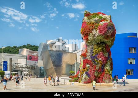 Puppy Blume Skulptur von Jeff Koons im Guggenheim Museum Bilbao Stockfoto