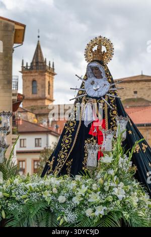 Karwoche Santa Semana am Karfreitag in Oviedo, Asturien, Spanien Stockfoto