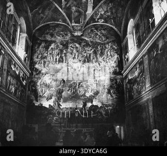 Vatikanstadt, Italien, cca. 1980. Ansicht des Gemäldes "das letzte Gericht" von Michelangelo in der Sixtinischen Kapelle. Stockfoto