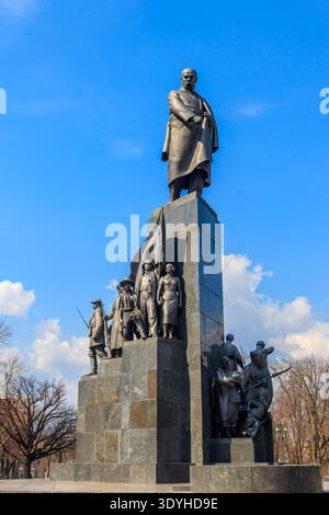 Denkmal für den berühmten ukrainischen Dichter Taras Schewtschenko in Charkow, Ukraine Stockfoto