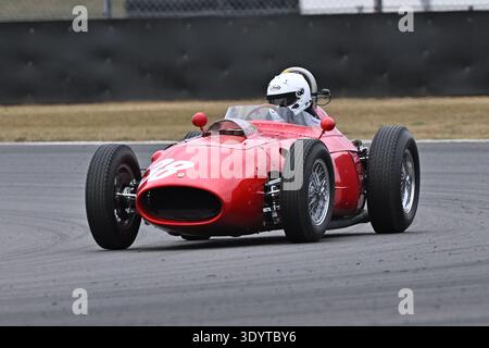 Richard Wilson, Ferrari 246 Dino, HGPCA Pre-1966 Grand Prix Cars, Historic Grand Prix Cars Association, zwei 20-minütige Rennen am Wochenende, Stockfoto
