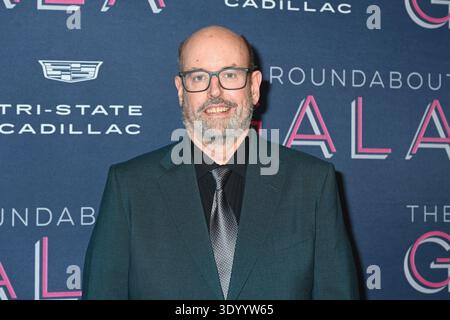 New York, USA. März 2026. Christopher Ashley nimmt am 9. März 2026 an der Gala 2026 im Ziegfeld Ballroom in New York Teil. (Foto: Efren Landaos/SIPA USA) Credit: SIPA USA/Alamy Live News Stockfoto