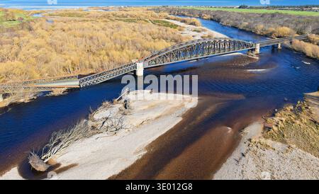 Garmouth Viaduct Speymouth Railway Viadukt elf Wochen nach dem Zusammenbruch, da das Wasser das Fundament erodierte Bild drei Stockfoto