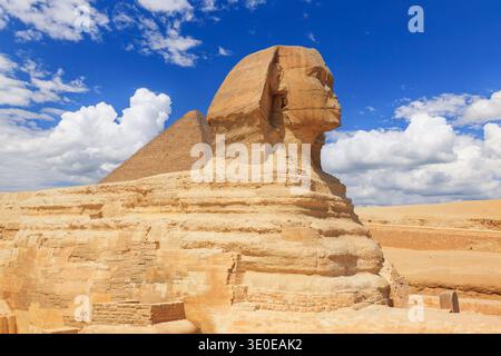 Kairo, Ägypten. Die Sphinx und die Pyramide von hafre. Stockfoto