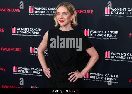 Beverly Hills, Usa. März 2026. BEVERLY HILLS, LOS ANGELES, KALIFORNIEN, USA - 11. MÄRZ: Rhea Seehorn kommt bei der Gala 2026 des Women's Cancer Research Fund, die am 11. März 2026 im Beverly Wilshire, Einem Four Seasons Hotel, in Beverly Hills, Los Angeles, Kalifornien, USA stattfindet. (Foto: Xavier Collin/Image Press Agency) Credit: Image Press Agency/Alamy Live News Stockfoto
