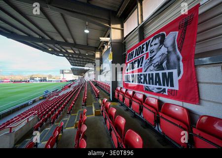 März 2026; Stok CAE Ras, Rennbahn, Wrexham, Wales; EFL Championship Football, Wrexham gegen Swansea City; Ein allgemeiner Blick auf das Stok CAE Ras Stadium vor dem Spiel Stockfoto