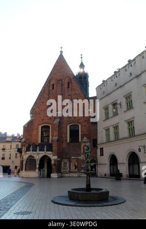 St. Barbara Kirche Krakau August 2024 gotische Kirche Plac Mariacki Altstadt Sommer Stockfoto