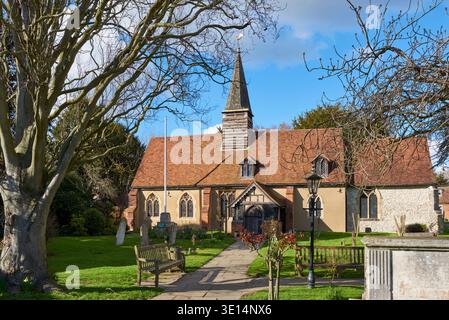 St Giles historische Kirche, Ickenham, London Borough of Hillingdon, Greater London, UK Stockfoto